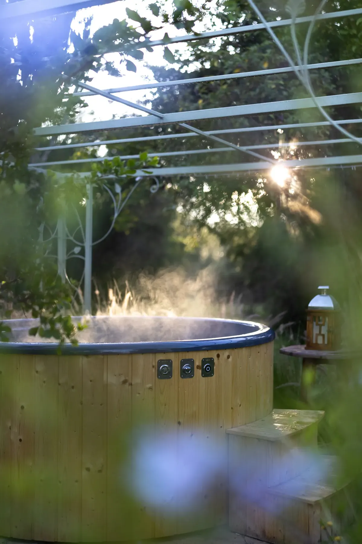 Cedar sauna at Mukima